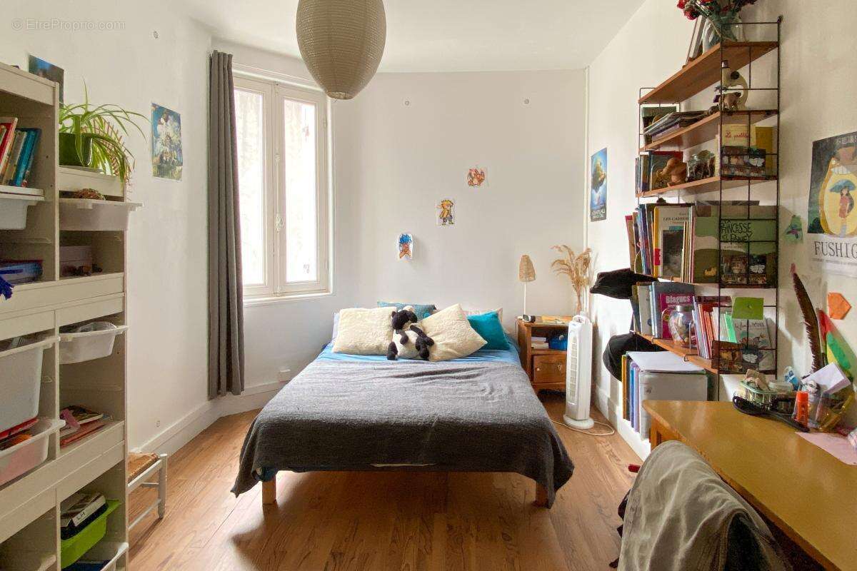 Maison 153 m² à Cadillac-En-Fronsadais  - photo 5