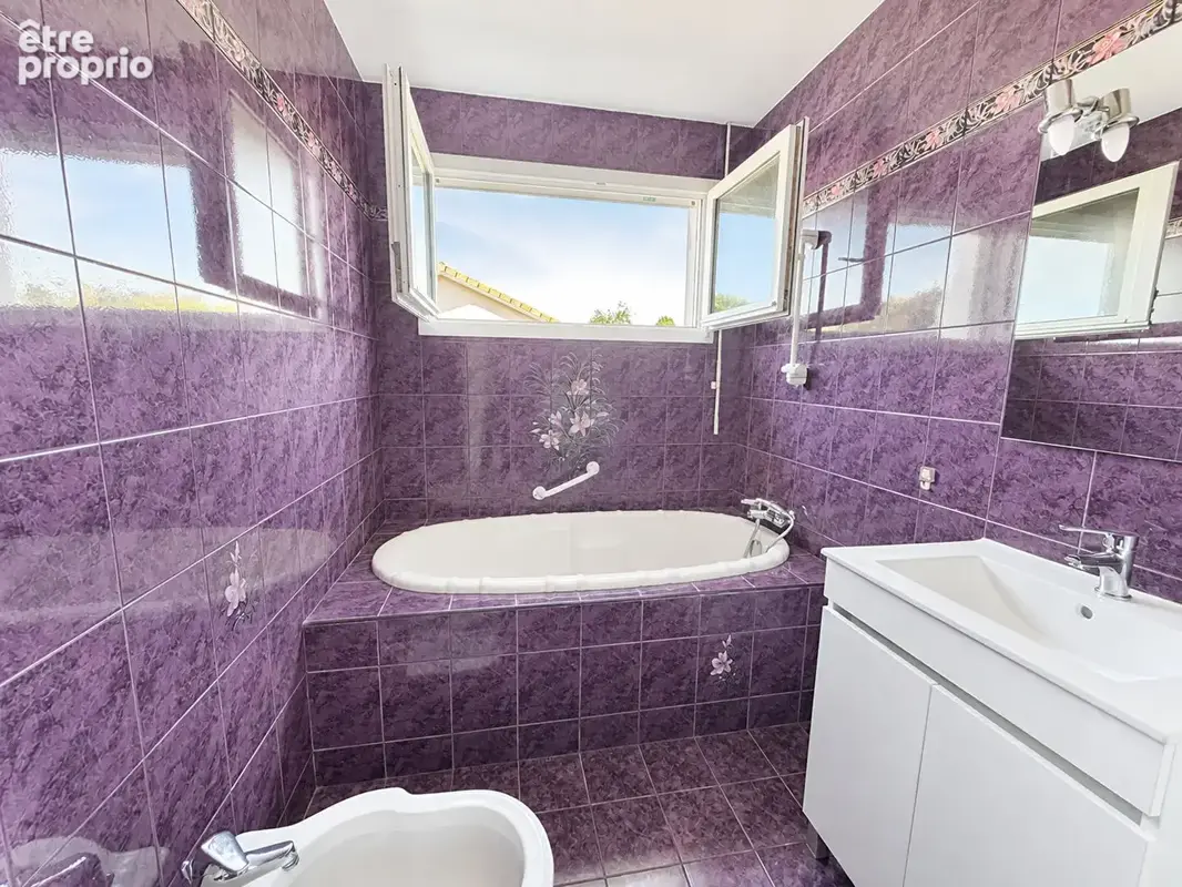 Maison 3 chambres - Quartier Mora - 2 200m2 de jardin - photo 12