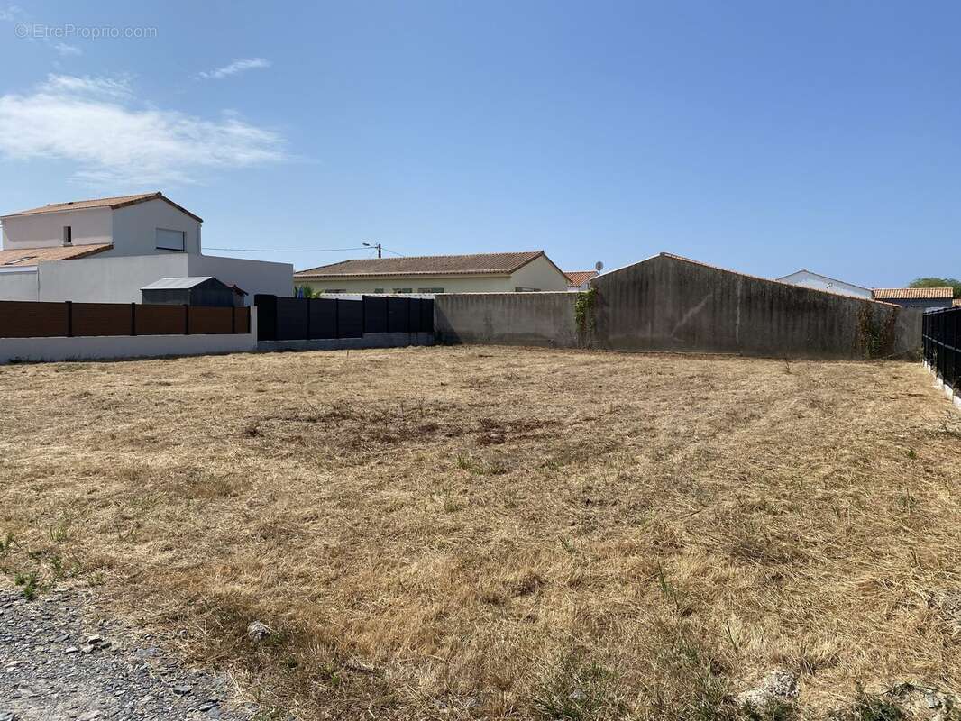 Terrain 614 m² à Bretignolles-Sur-Mer  - photo 5