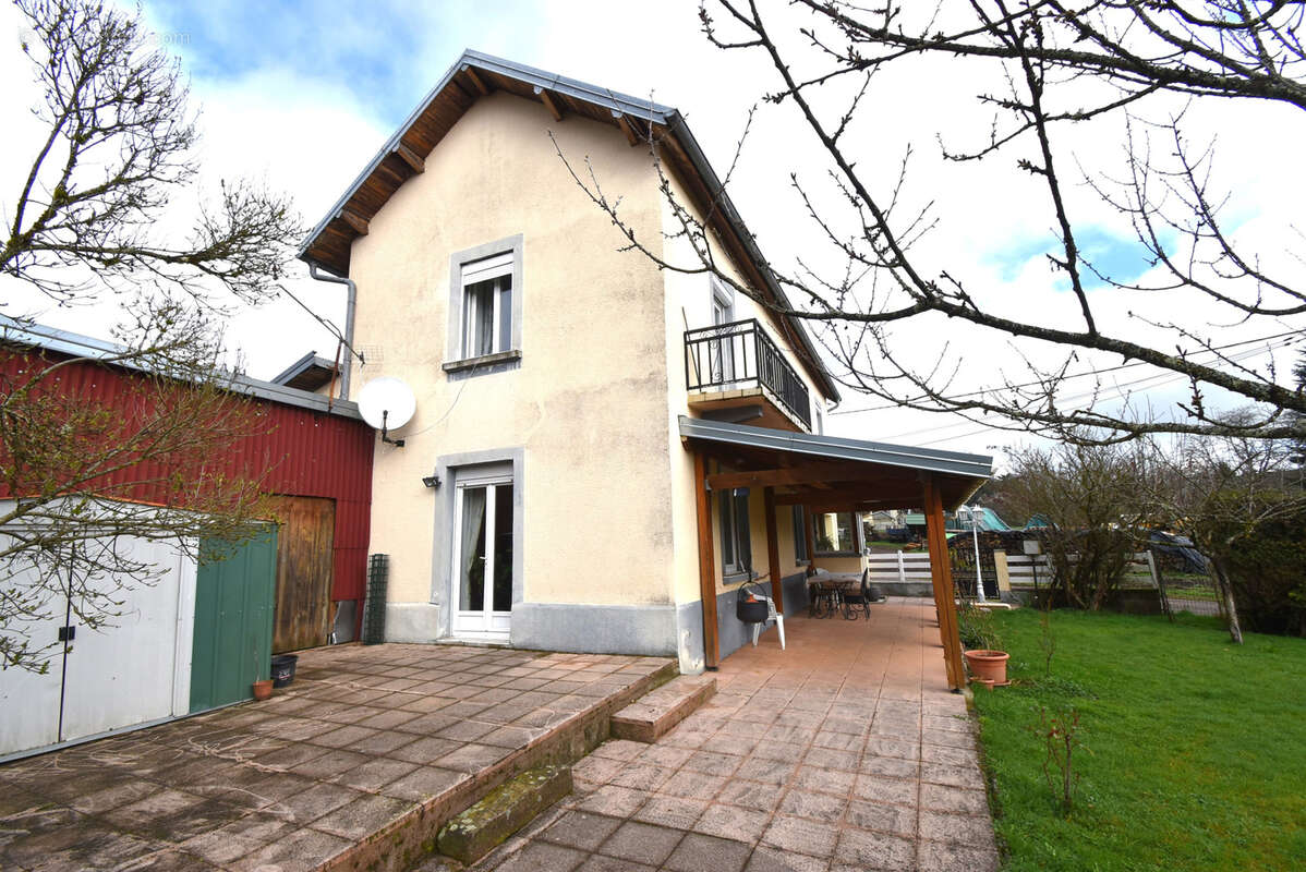 Maison à AILLEVILLERS-ET-LYAUMONT