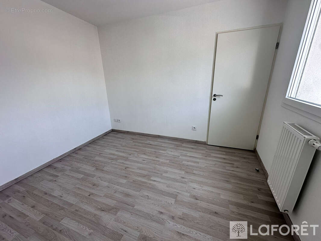 Appartement à MARTIGNAS-SUR-JALLE