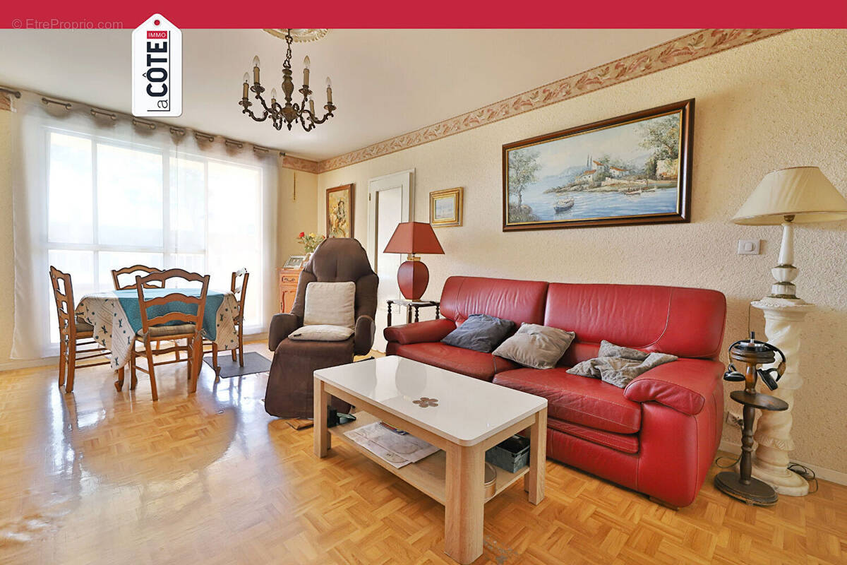 Appartement à VITROLLES
