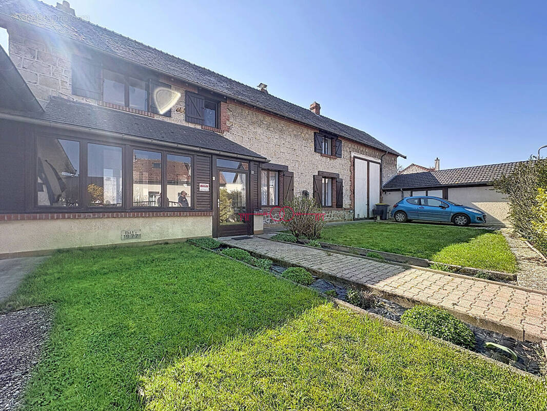 Maison à MENNEVILLE