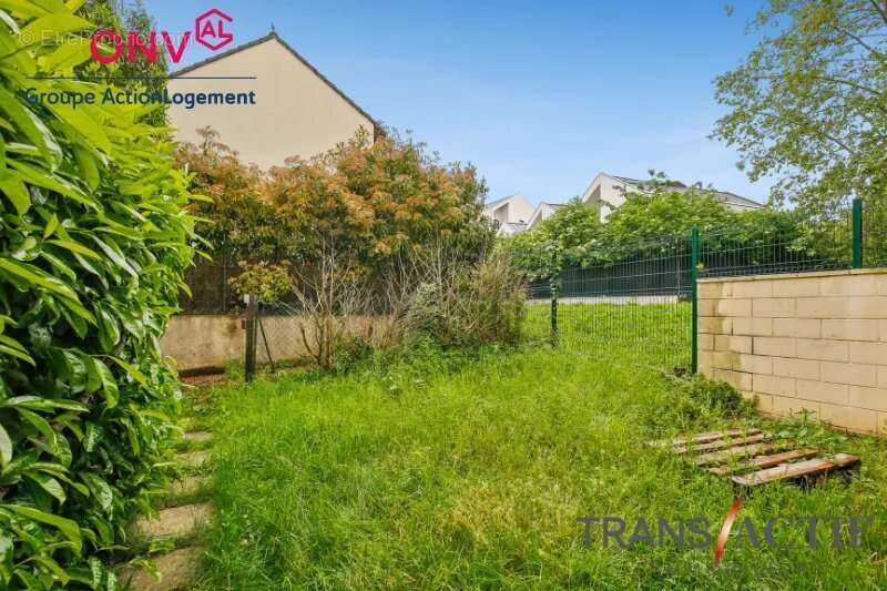 Appartement à JOUY-LE-MOUTIER