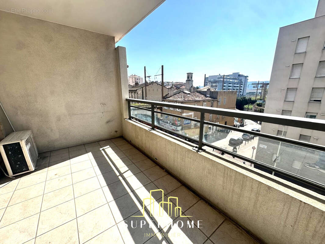 Appartement à MARSEILLE-10E