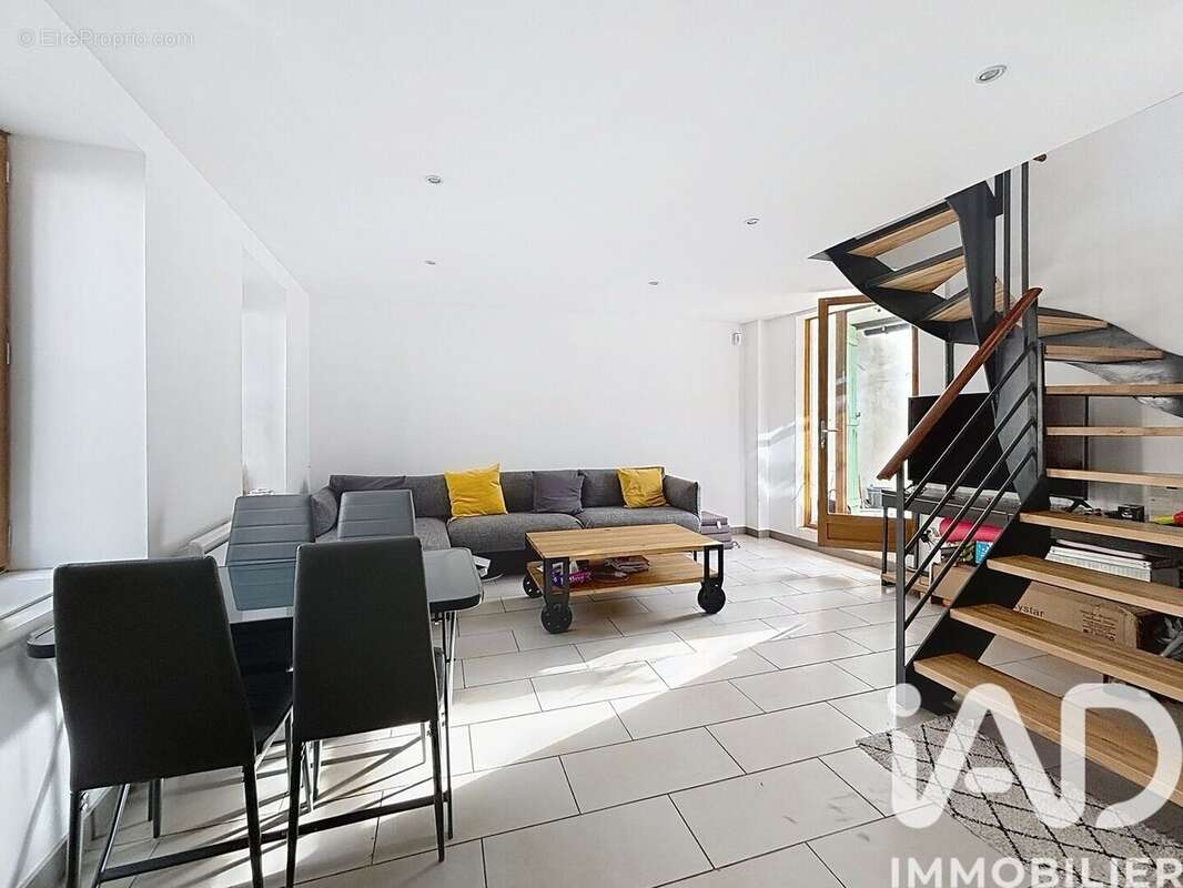 Photo 3 - Maison à MARSEILLE-10E