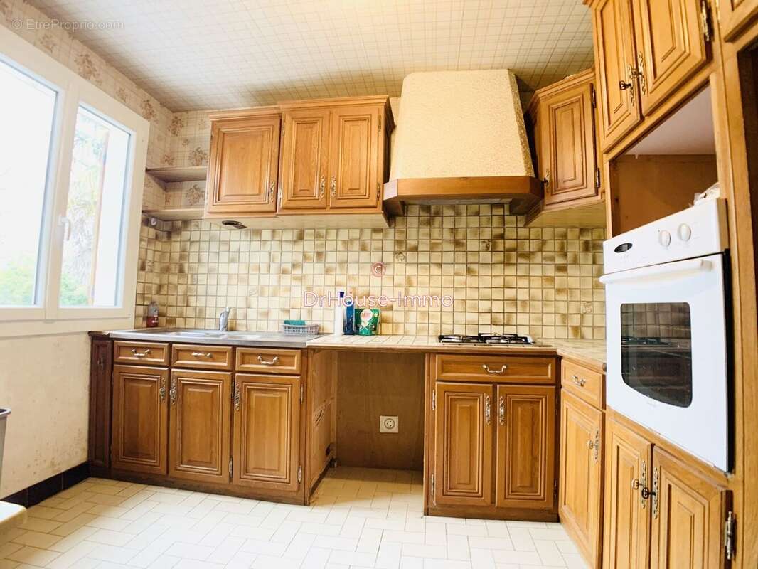 Maison à TREUZY-LEVELAY