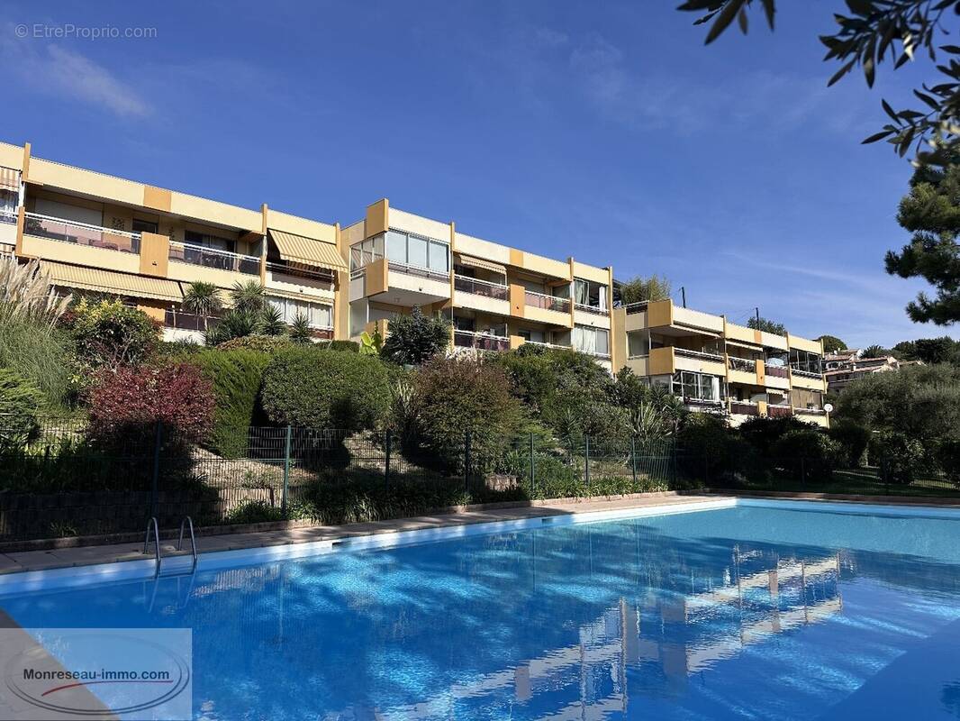 Appartement à VILLENEUVE-LOUBET
