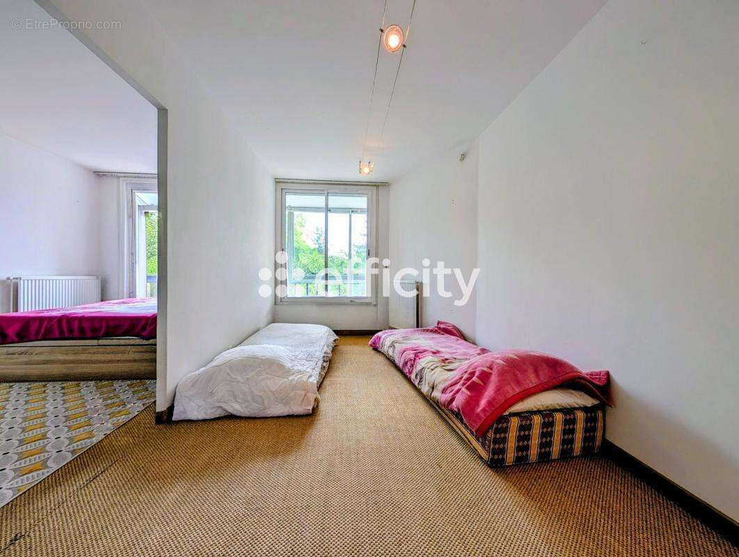 Appartement 100 m² à Enghien-Les-Bains  - photo 14