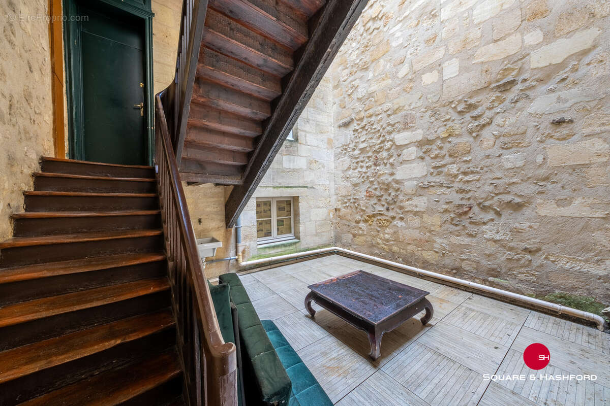 Appartement à BORDEAUX