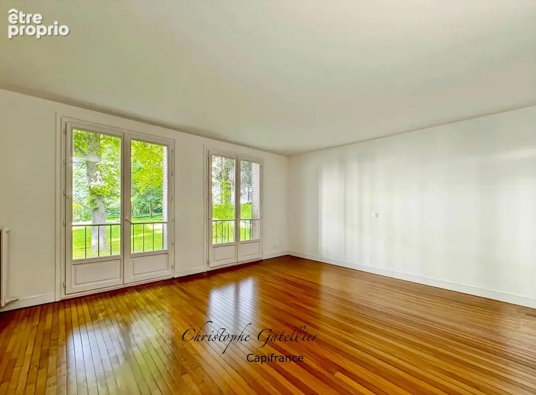 96 m² – 3 chambres + possibilité 4 – Parc arboré – Gare à pied - photo 2