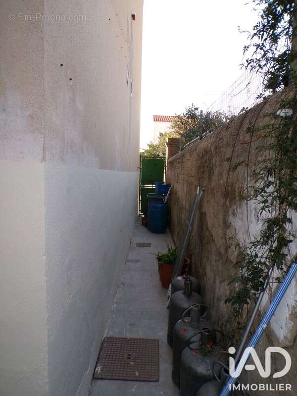 Appartement 53 m² à Marseille-16e  - photo 9
