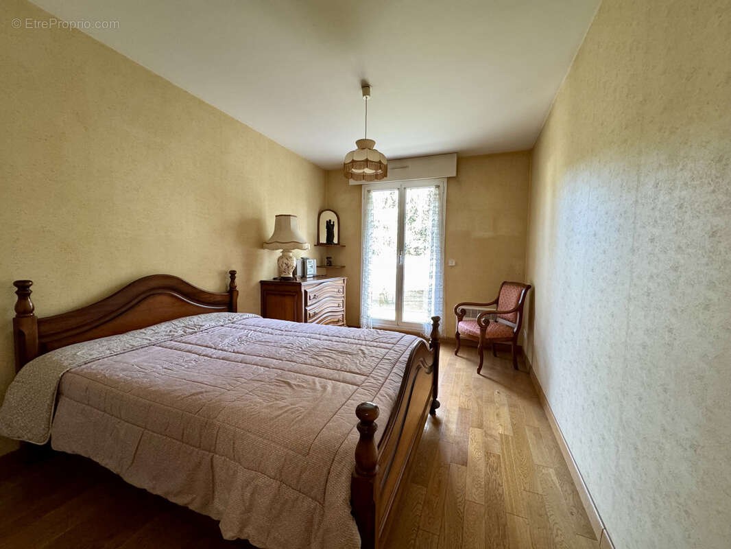 Appartement à LE PERREUX-SUR-MARNE