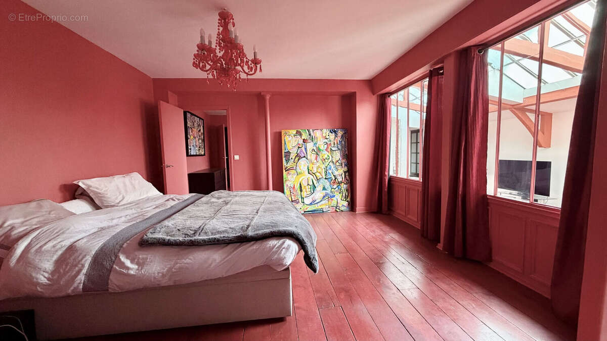 Appartement à PARIS-2E