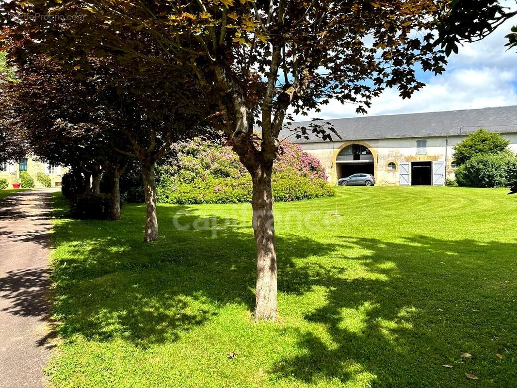 Maison de maitre à vendre 13 pièces LANOUAILLE (24) 2.6 hectares - photo 49