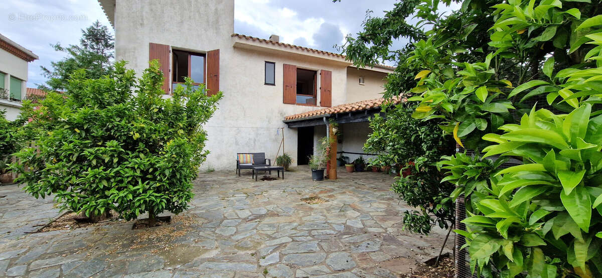 Maison à ILLE-SUR-TET