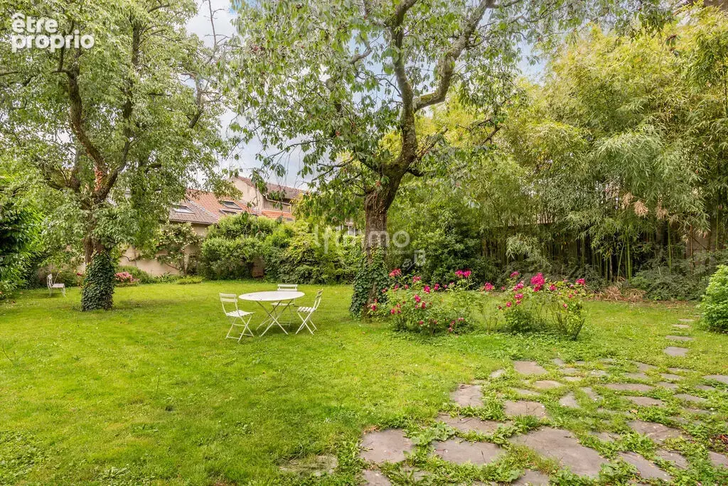 435 m² pour Coworquie  étudiante ou intergénérationnelle - photo 10