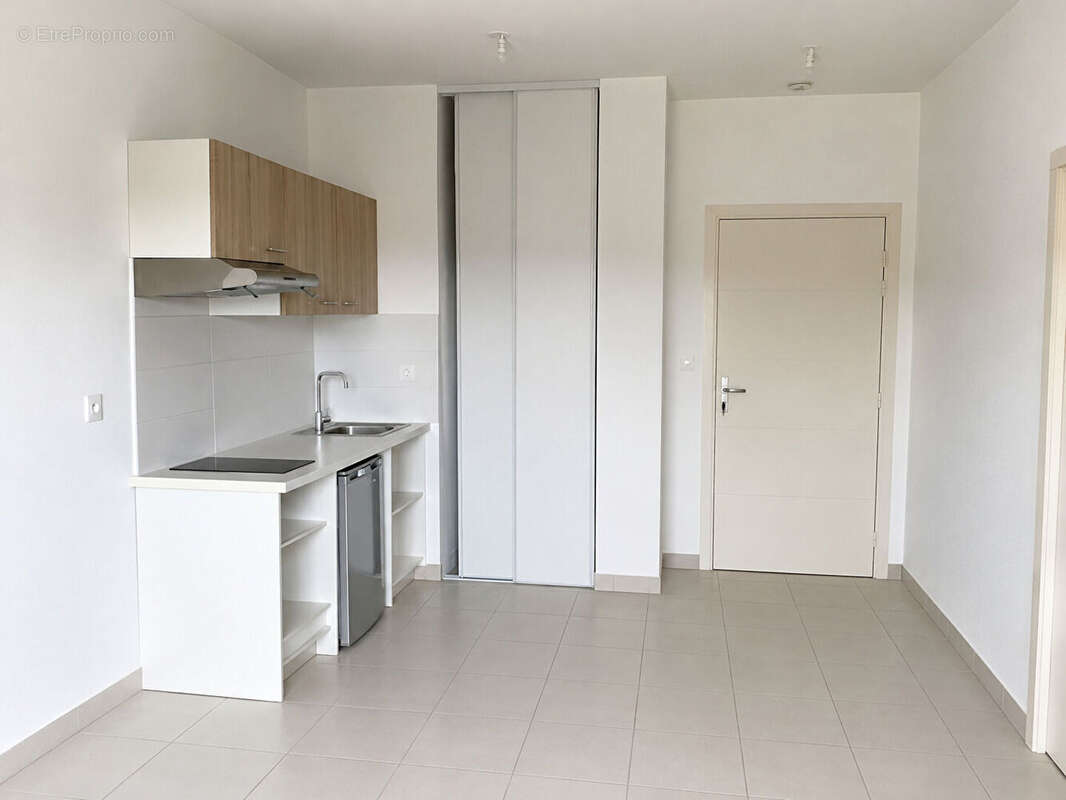 Appartement 2 pièces à vendre à Pibrac - Rez-de-chaussée, bon état, calme - photo 2