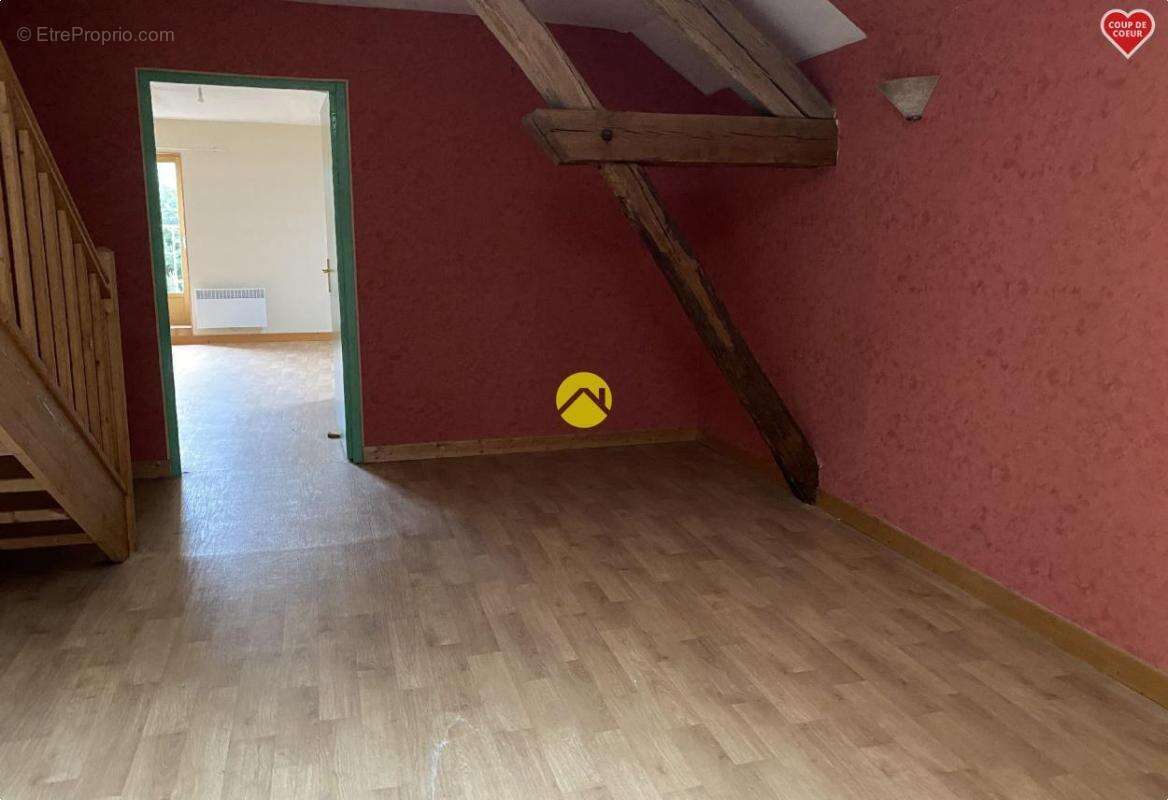 Maison à NERIS-LES-BAINS