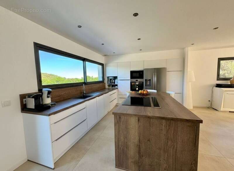 Superbe villa contemporaine de 5 chambres avec piscine sur sous sol amenageable - photo 5