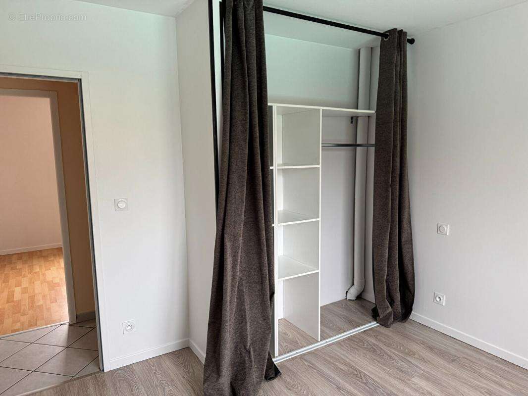 Maison à SAINT-QUENTIN-DE-BARON