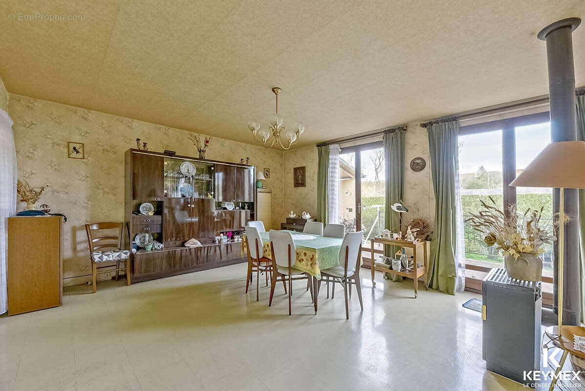 Maison à MERU