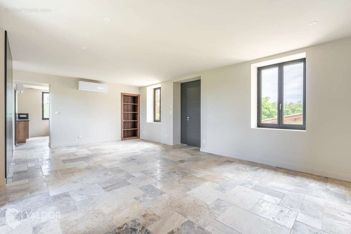 Maison à BLACE