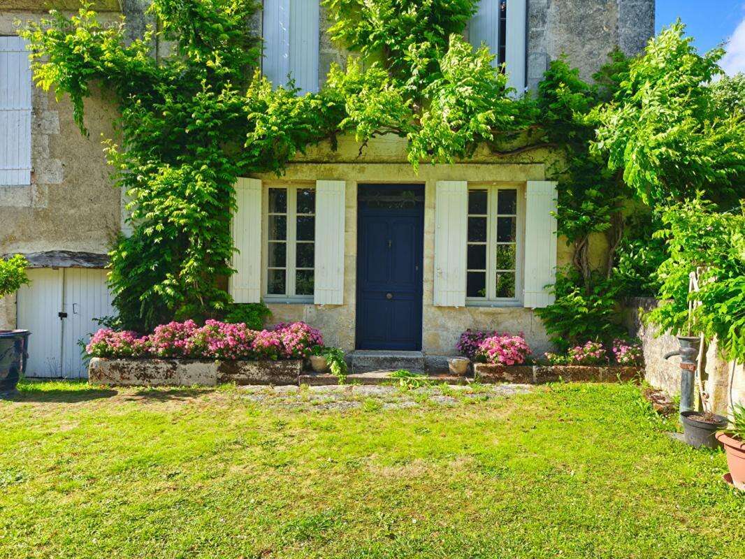 Maison à RIBERAC