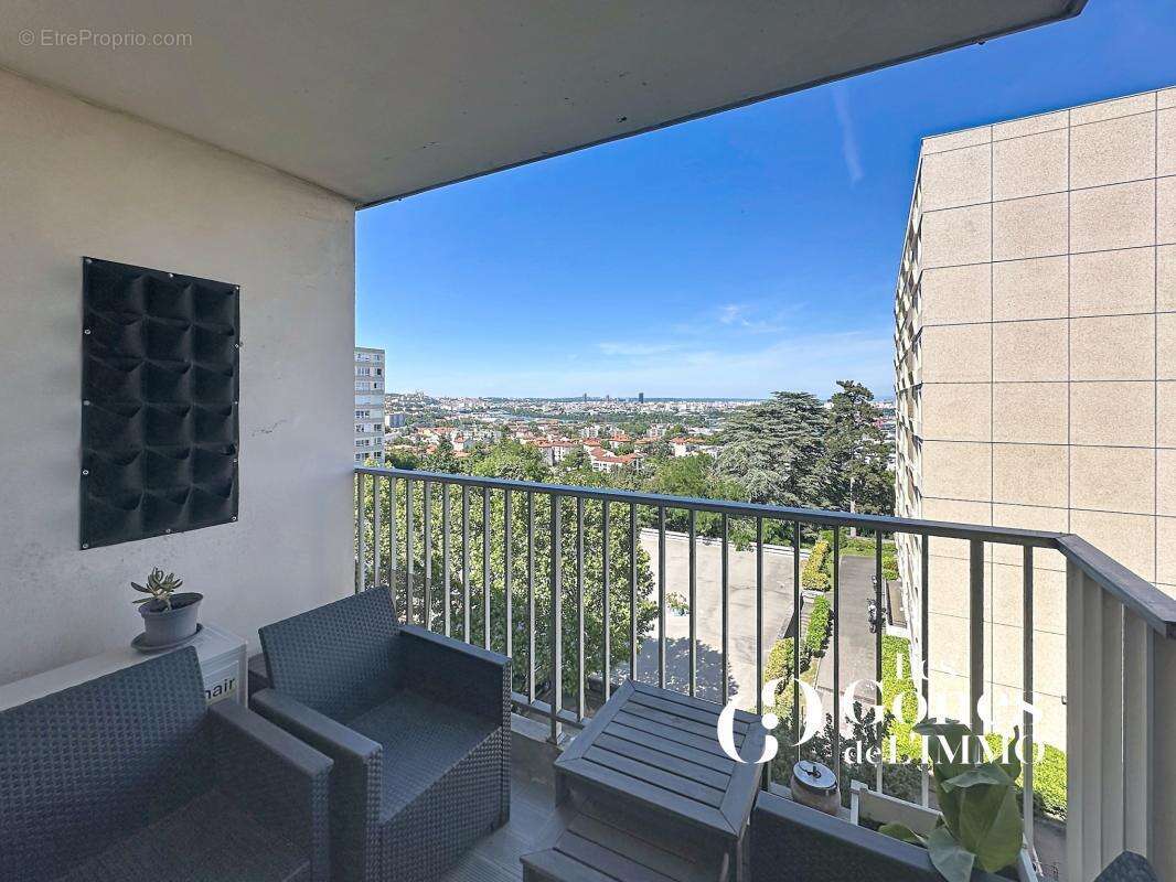 Appartement à OULLINS