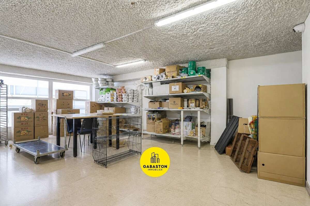 Commerce à MARSEILLE-13E