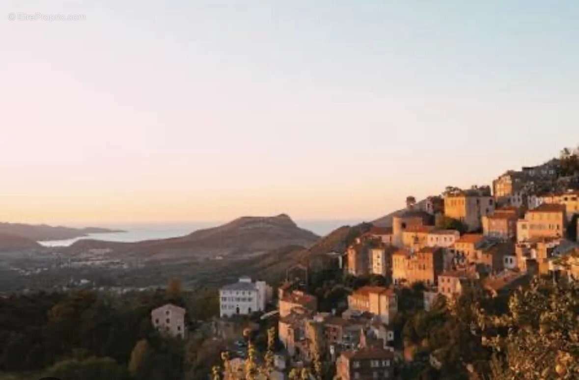 Appartement à OLETTA