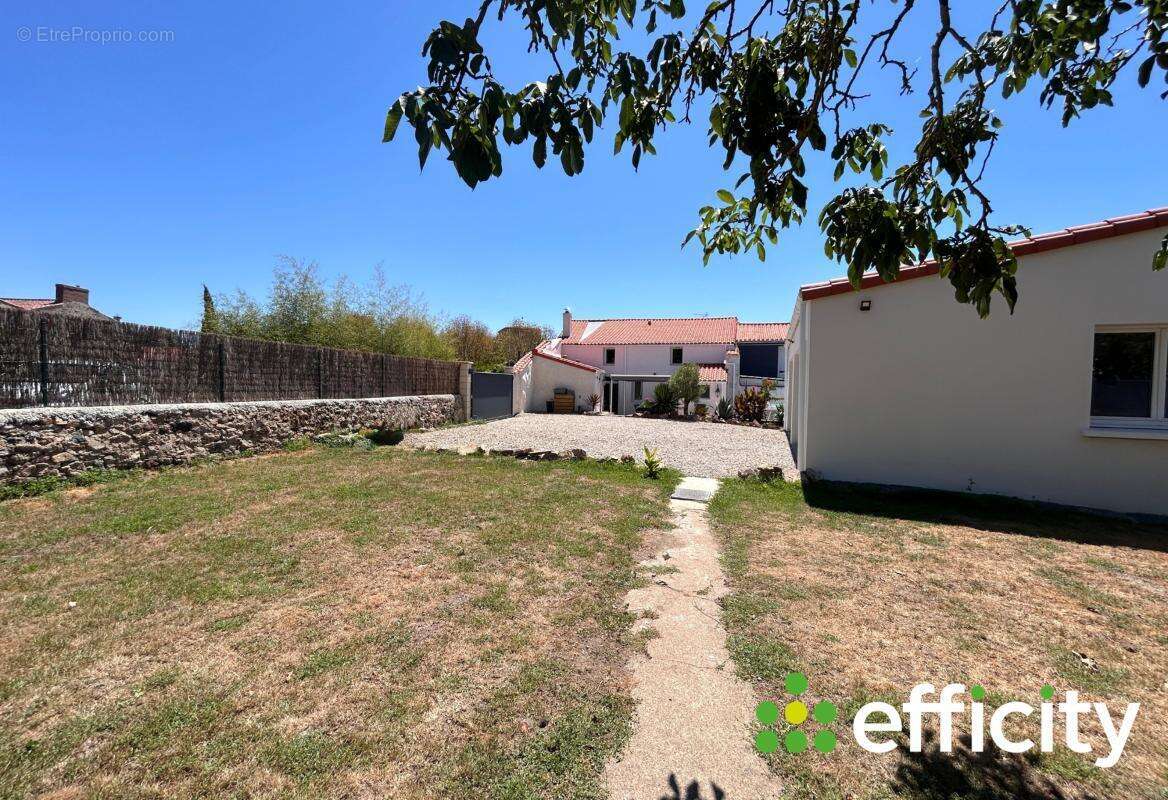 Maison de bourg - photo 13