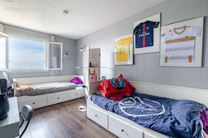 Appartement à LIVRY-GARGAN