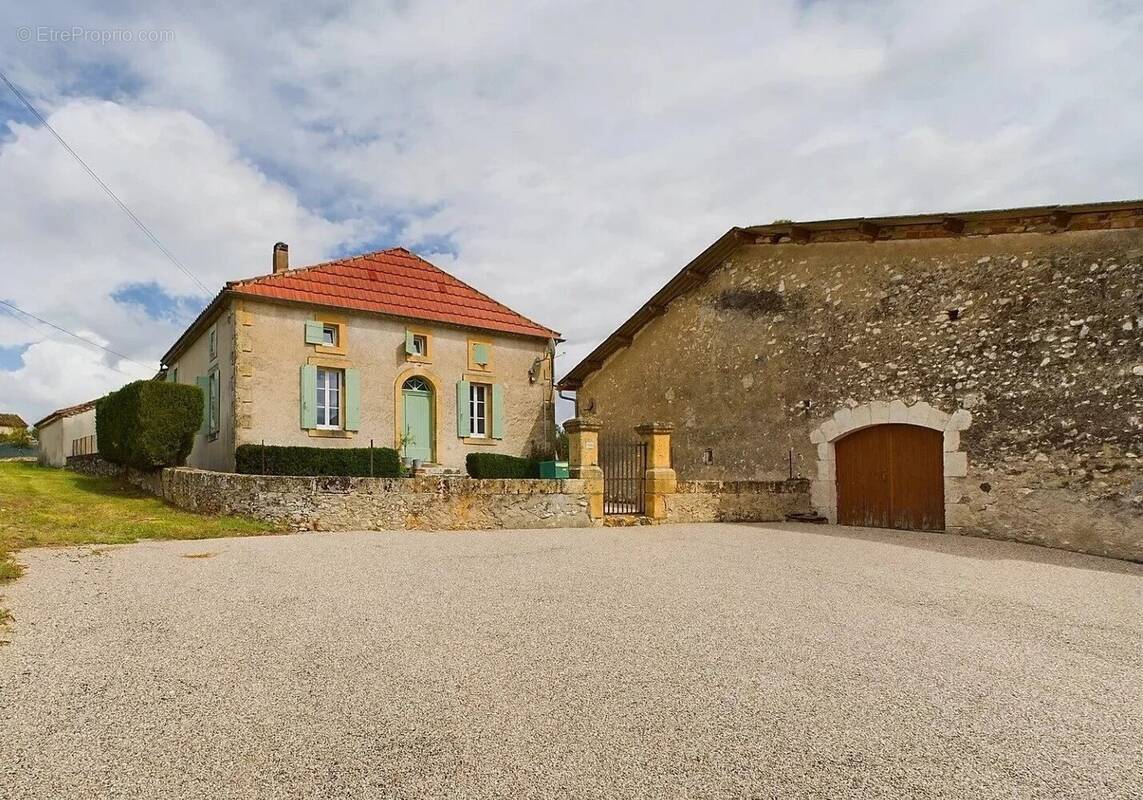 Maison à MONFLANQUIN