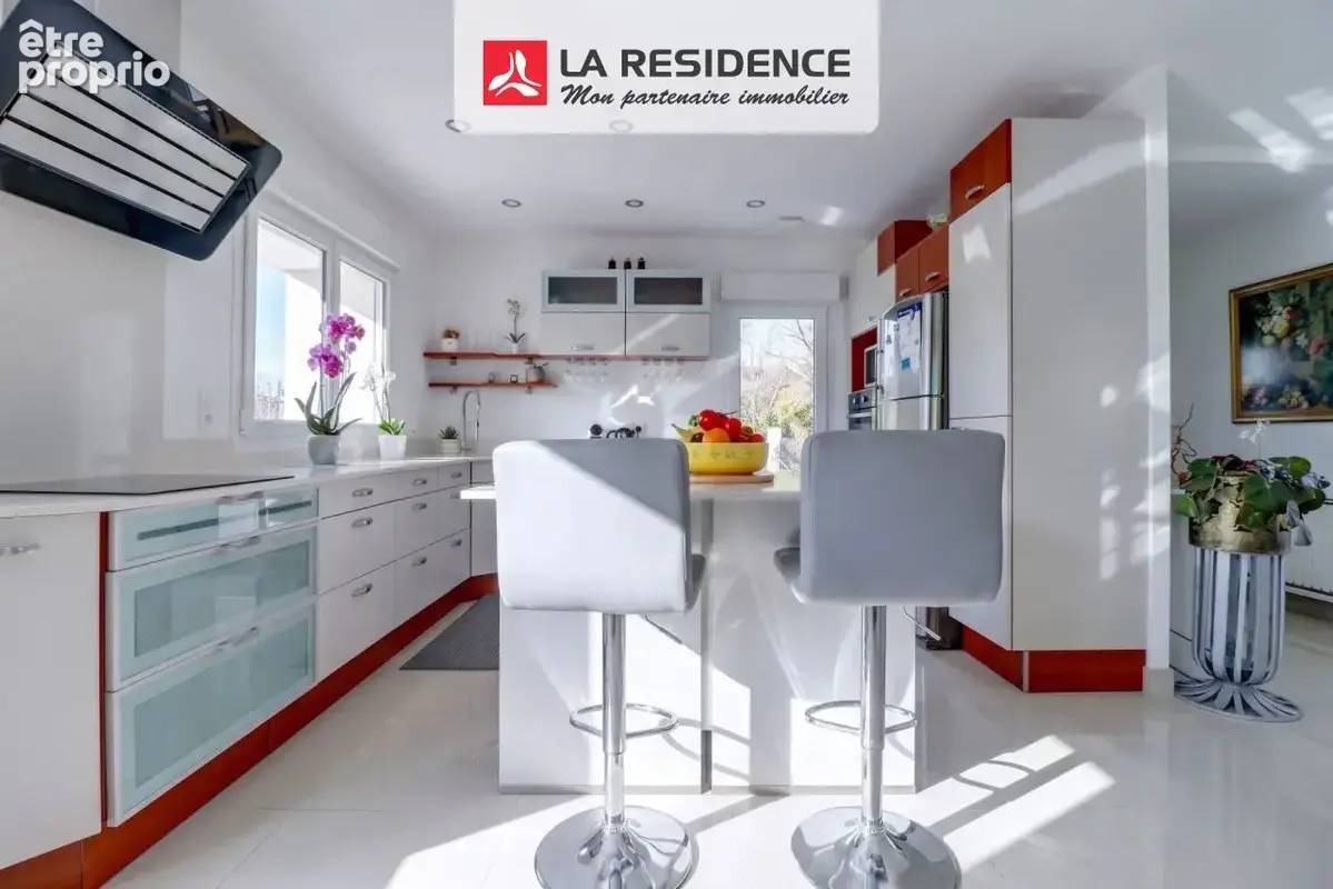Maison 6 pièces 153 m² à vendre à Houdan (78550) - photo 2