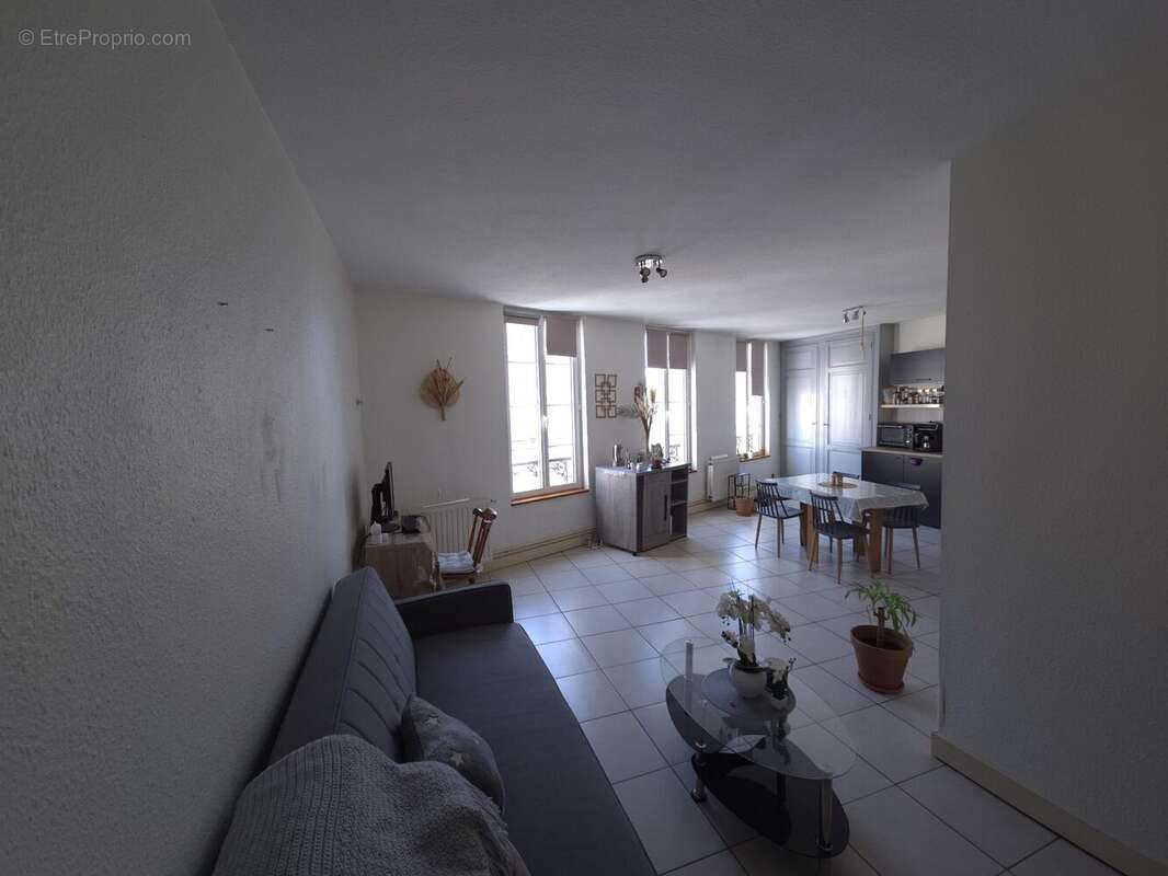 Appartement 63 m² à Bergerac  - photo 2