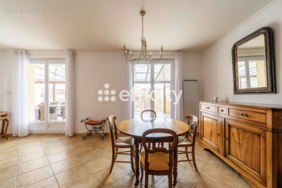 Maison 160 m² à Martigues  - photo 7