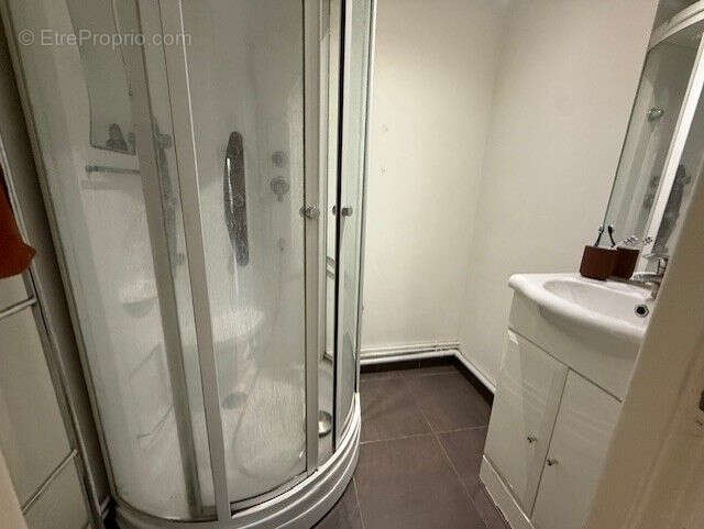 Appartement à PARIS-19E