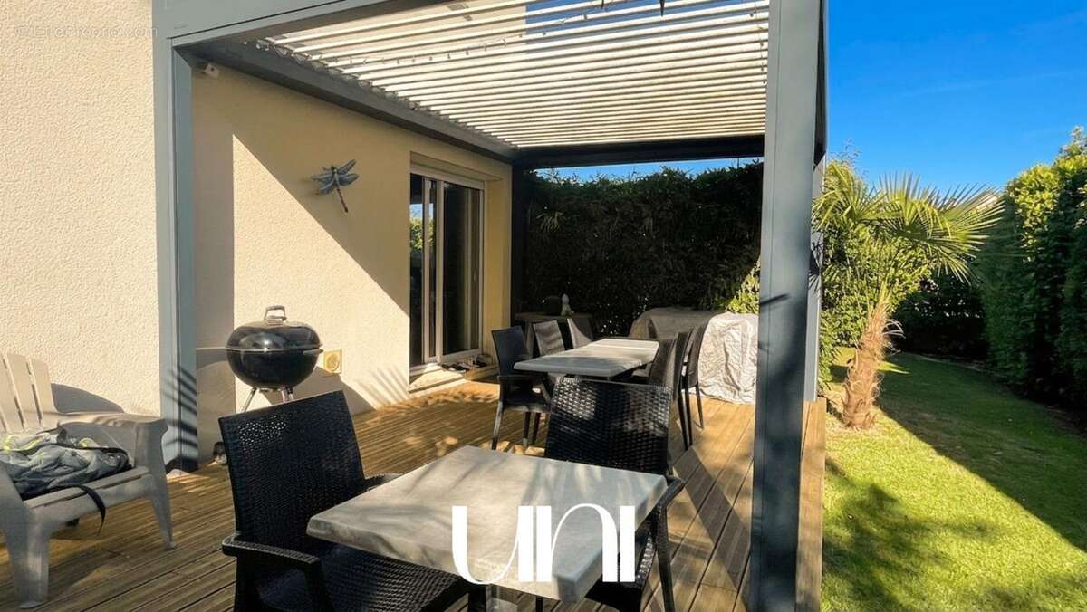 Maison 6 pièces de 110 m2 avec garage - SANNERVILLE - photo 10