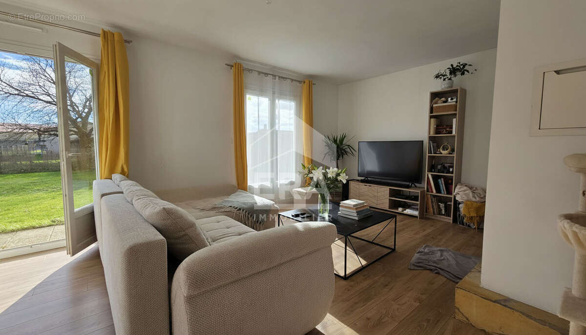 Maison à VIC-EN-BIGORRE
