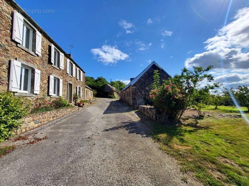 Maison à vendre 9 pièces ARGOL (29) - photo 29