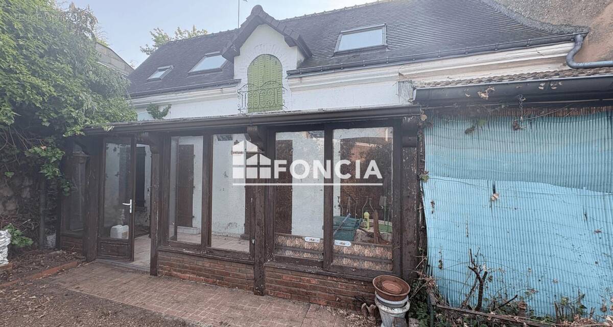 Maison à CONNERRE
