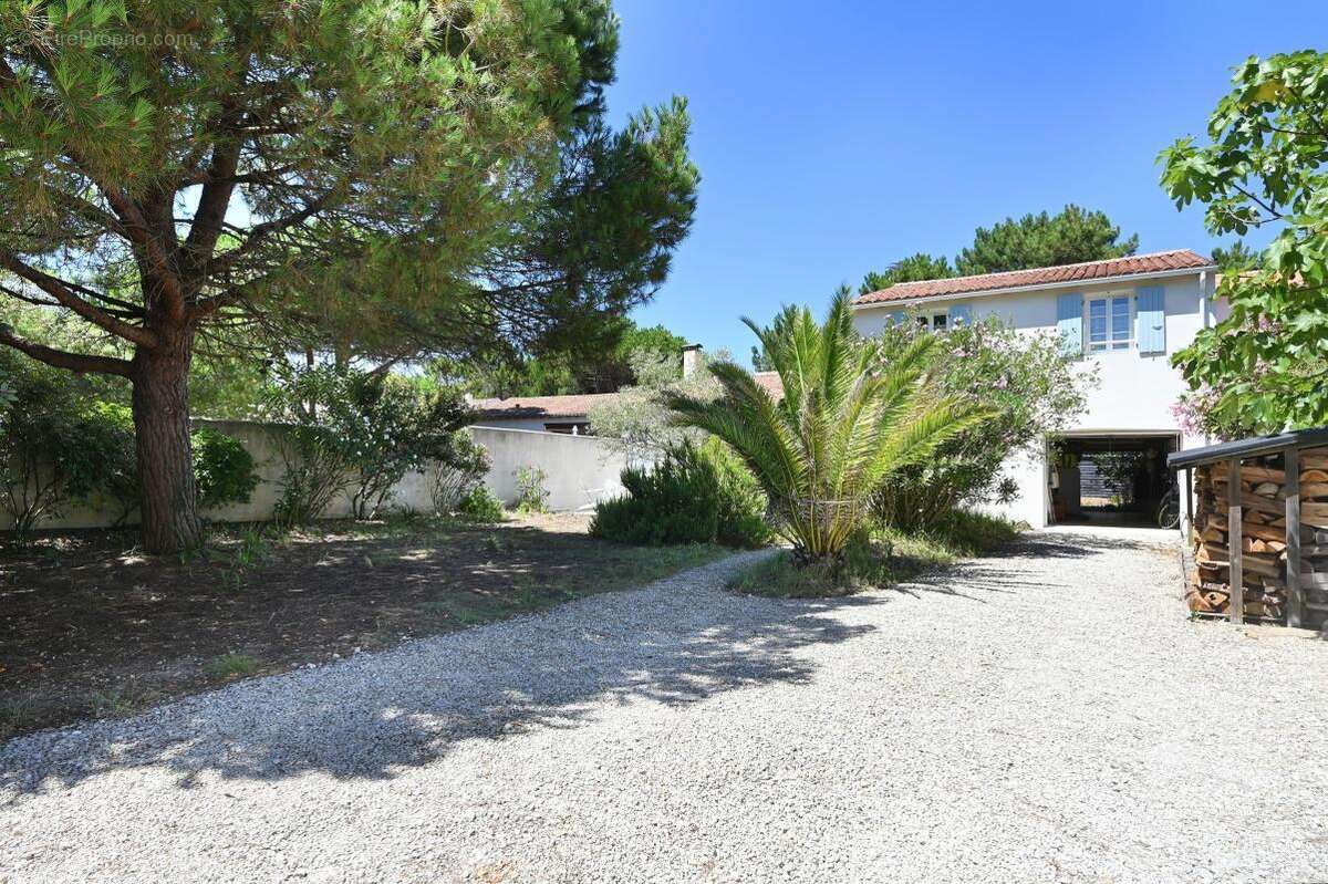 Maison accès forêt proche plage À Vendre - photo 2