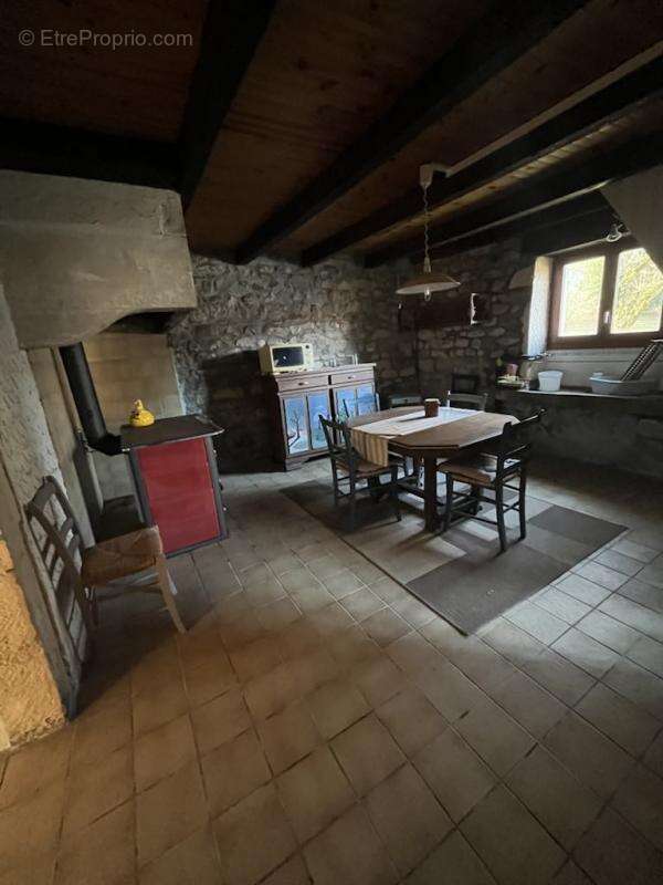 Maison à SAINT-BRESSON