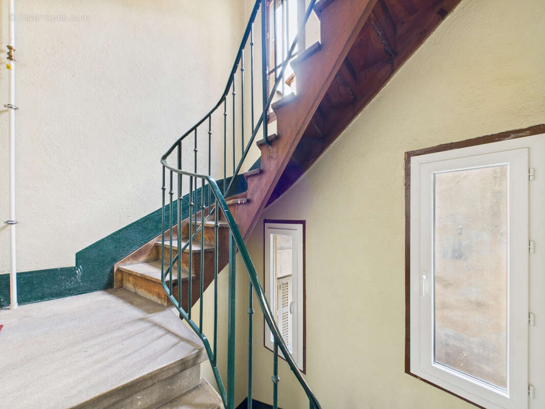 Appartement à SAINT-ETIENNE