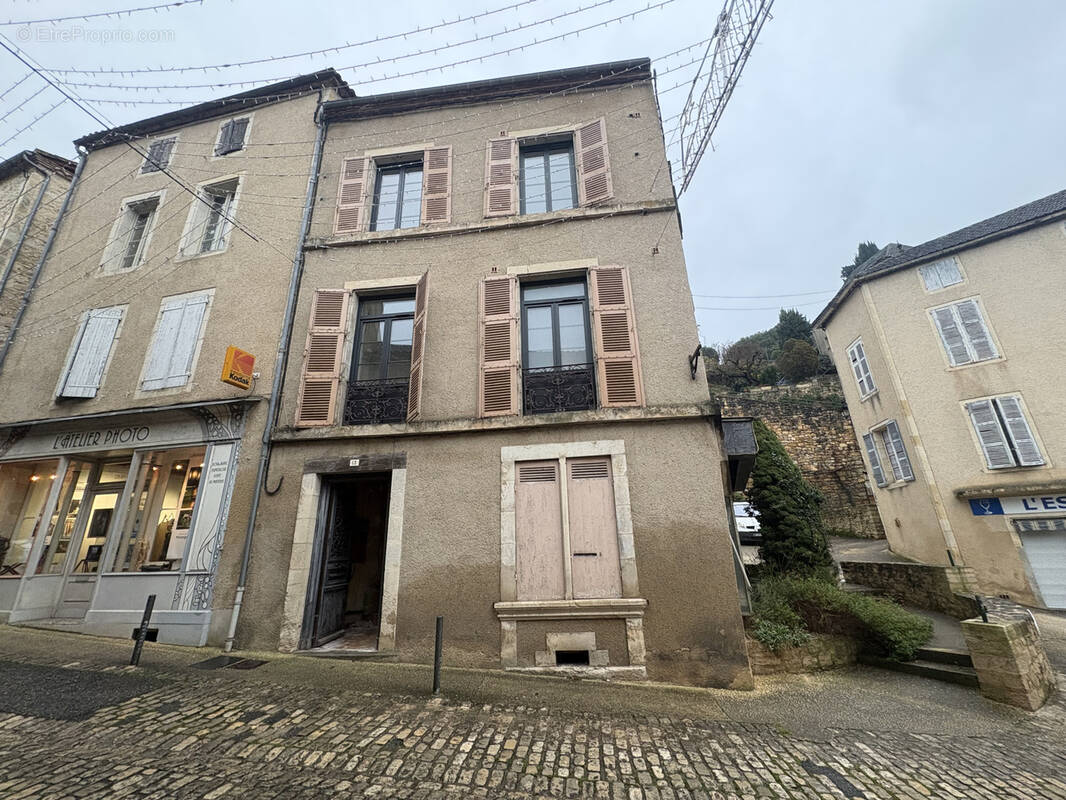 Appartement à PUY-L&#039;EVEQUE