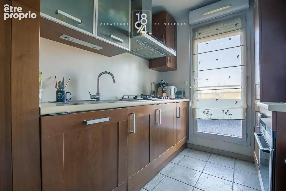 Appartement duplex  À Vendre T4/5 106 m2 PARKING + BOX - photo 5