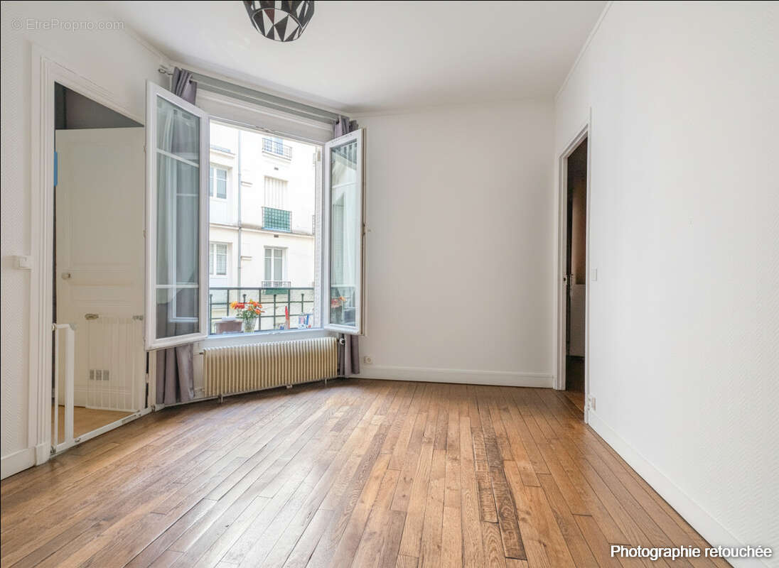 Appartement à LA GARENNE-COLOMBES