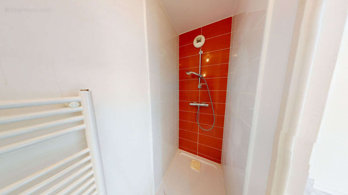 Appartement à IVRY-SUR-SEINE