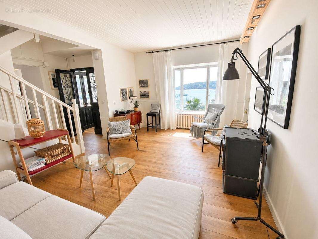 Maison à vendre "les pieds dans l'eau" au Dourduff-en-Mer avec vue exceptionnelle - photo 6